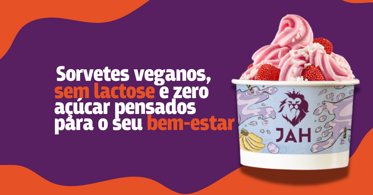 Helado cremoso con frutas frescas y helados veganos de JAH, opciones saludables sin lactosa, gluten ni azúcar."